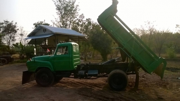 ขาย 6 ล้อดั้มหัวยาว ไม่มีเล่มทะเบียน เครื่อง 6BB1 ปั้มคอยาว 145 แรงม้า คัสซีสวย เฟืองท้ายใหญ่ สโลว์กลาง พวงมาลัยพาวเวอร์ ราคาต่อรองได้ครับ