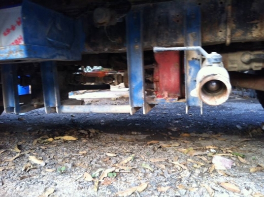 ขายสิบล้อหัวยาว เพลาเดียว พร้อมถังน้ำ ขายสิบล้อหัวยาว เพลาเดียว พร้อมถังน้ำ