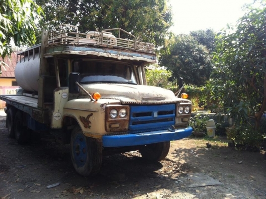 ขายสิบล้อหัวยาว เพลาเดียว พร้อมถังน้ำ ขายสิบล้อหัวยาว เพลาเดียว พร้อมถังน้ำ