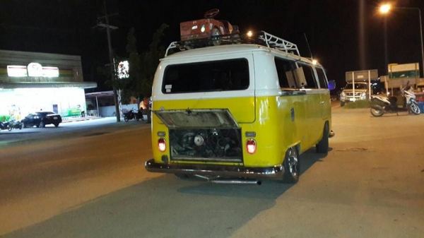 เลี้ยวล่าง พยาบาลแท้ ทบ.พร้อม แอร์เย็น เพลงเพราะ เลี้ยวล่าง พยาบาลแท้ ทบ.พร้อม แอร์เย็น เพลงเพราะ