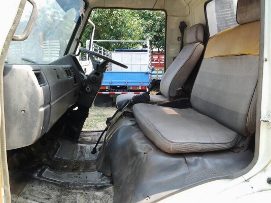 ขาย6ล้อHINO779 ติดเครนTADANO2.9ตันเพลาFยาว5.50เมตร