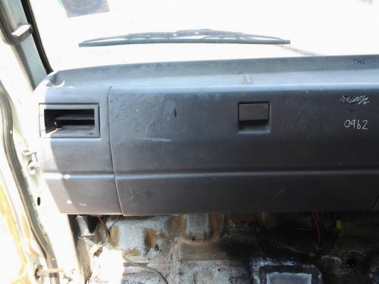 ขาย6ล้อHINO779 ติดเครนTADANO2.9ตันเพลาFยาว5.50เมตร