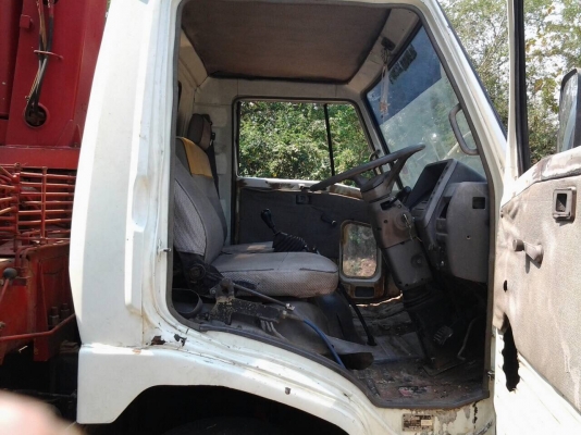 ขาย6ล้อHINO779 ติดเครนTADANO2.9ตันเพลาFยาว5.50เมตร