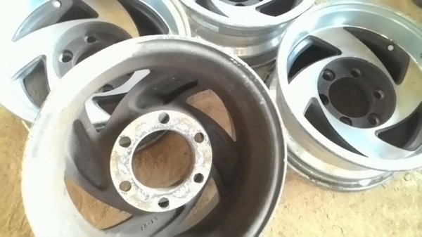 เหมาๆ---สามชุด 8500....ไม่ขาย ขาย 7700 รวมส่งเลย เหมาๆ---สามชุด 8500....ไม่ขาย ขาย 7700 รวมส่งเลย