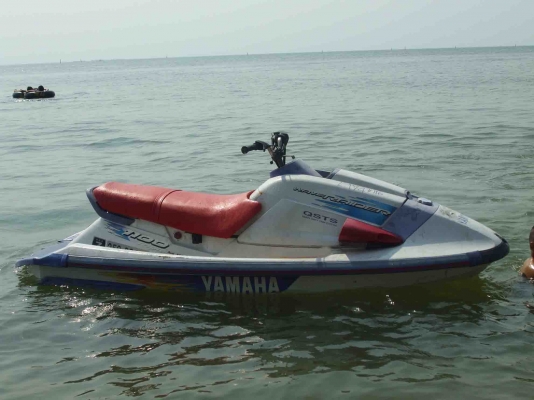 ขายเจ๊ทสกียามาฮ่า 1100 เก่าญี่ปุ่นแท้ๆ ราคา 60,000 บาท