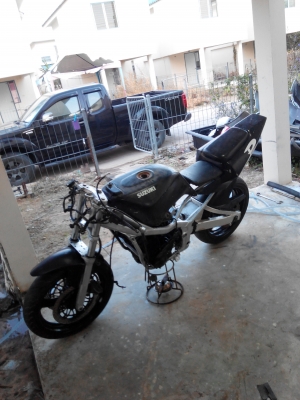 ขาย อะไหล่ GSX R 400 cc แผ่นชาร์ตราคา 1500 บาท