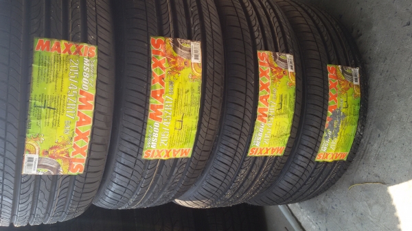 ขายยางใหม่205 45 17 เส้นละ 2000