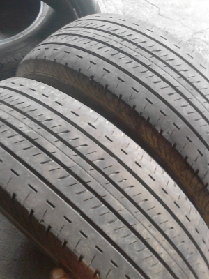 215/65R16  BRIDGESTONE DURAVIS R611  เนื้อยางภายในสวย  มัน เงาทุกเส้น  ชุด 4 เส้น TEL.081-427-3941
