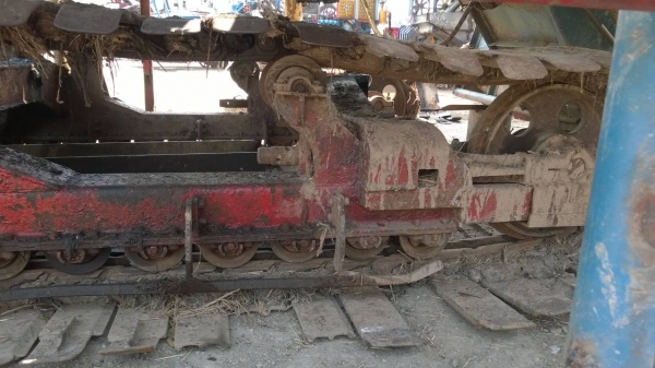 ขายตัวเดิน200พร้อมเฟรมรันเลอร์ล่าง11ลูก