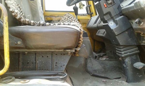 ขายรถบรรทุก 10 ล้อน้ำ ISUZU ROCKY 175 แรงม้า เพลาเดี่ยว ถังเป็นเหล็กแสตนเลสบรรจุ 15000 ราคา 600000