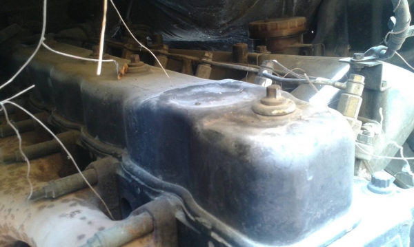 ขายรถบรรทุก 10 ล้อน้ำ ISUZU ROCKY 175 แรงม้า เพลาเดี่ยว ถังเป็นเหล็กแสตนเลสบรรจุ 15000 ราคา 600000