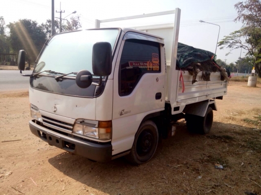 ขายรถดั้มNKR66.   เครื่อง120ฝาขาวรถสวยพร้อใช้งาน รถนอกยังไม่จดทะเบียนในไทย