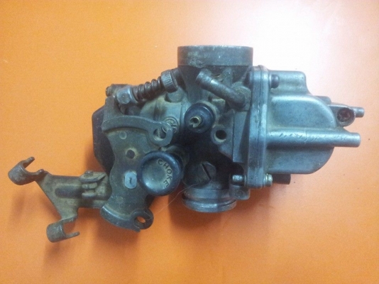 คาร์บู serow225