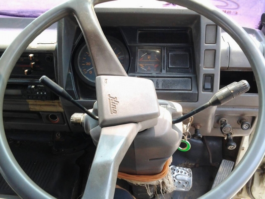 ขาย6ล้อHINO FC2W 120แรง กระบะคอกเหล็กแป็ปยาว5.50เมตร ขาย6ล้อHINO FC2W 120แรง กระบะคอกเหล็กแป็ปยาว5.50เมตร