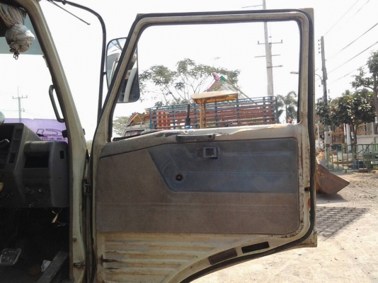 ขาย6ล้อHINO FC2W 120แรง กระบะคอกเหล็กแป็ปยาว5.50เมตร ขาย6ล้อHINO FC2W 120แรง กระบะคอกเหล็กแป็ปยาว5.50เมตร