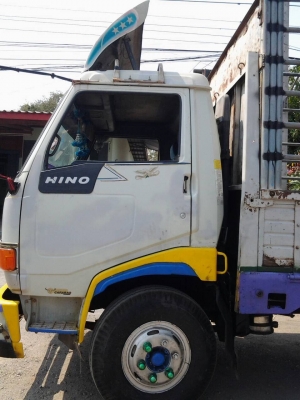 ขาย6ล้อHINO FC2W 120แรง กระบะคอกเหล็กแป็ปยาว5.50เมตร ขาย6ล้อHINO FC2W 120แรง กระบะคอกเหล็กแป็ปยาว5.50เมตร