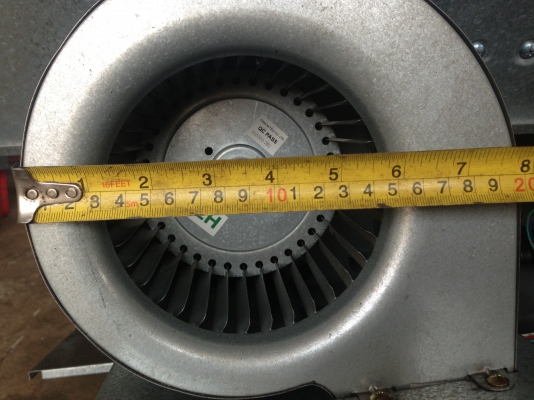 ขายพัดลมแอร์ ใบพัด2หัว ไฟบ้าน220v ของใหม่ครับ หลุดมาจากงานก่อสร้าง