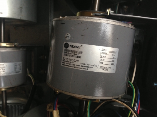 ขายพัดลมแอร์ ใบพัด2หัว ไฟบ้าน220v ของใหม่ครับ หลุดมาจากงานก่อสร้าง