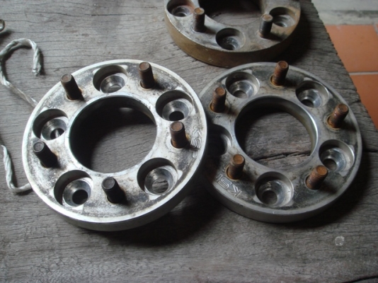 ขายอแด๊ปเตอร์สเปซเอร์ 5รู114 1ชุด 4อีน อลูมืเนียมเก่าญี่ปุ่น