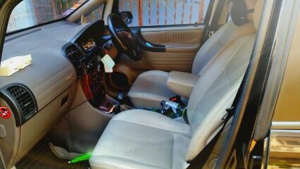 Chevrolet Zafira Luxury touring ตัวท็อป ปี 2007 เครื่อง 2.2  เกียร์ออโต้ AIRBAG 4 ใบ ABS