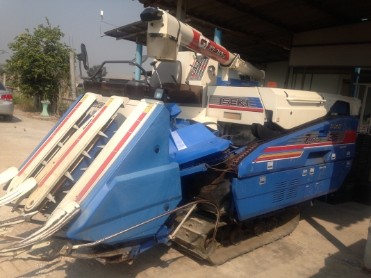 ISEKI HA 25G รถเกี่ยวเก่านอก สภาพสวย ISEKI HA 25G รถเกี่ยวเก่านอก สภาพสวย