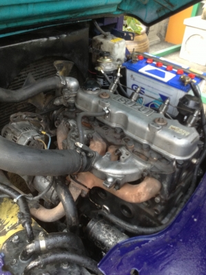 +++ ขายโฟล์คลิฟท์  KOMATSU  FD30-12  ขนาด  3  ตัน  เครื่องยนต์ดีเซล  เสา  3  เมตร   งา  1,070  มม.   เกียร์ออโตเมติค  ล้อหน้าคู่  ยางตันครับ