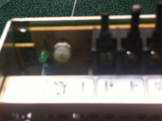 หม้อแปลงไฟสวิทช์ชิ่ง ขนาดOUTPUT มีตั้งแต่ 12-24 V. เลือกแบบได้ จ่ายไฟได้ 5 A.