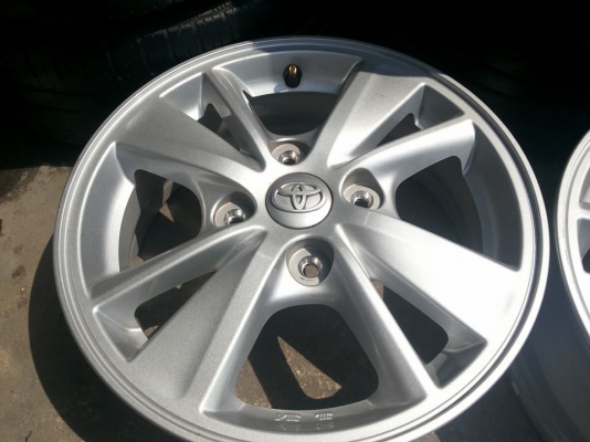 ล้อถอดป้ายแดง Toyota Avaza ขอบ15 4&times;114 ใหม่ๆ