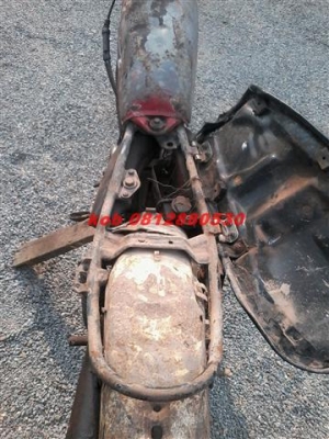 ขาย DT100 ไม่มีเล่มออกใบซื้อขายให้เหมาะไปบิ้วใหม่หรือเอาไปทำอะไหล่เครื่องกดลง ขาย 4000