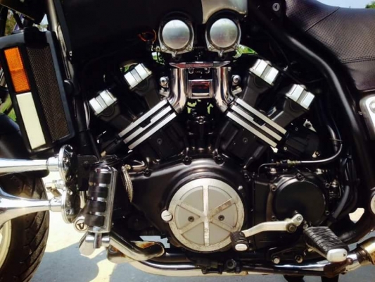 ขาย Yamaha Vmax1200cc.ปี2005 รถพร้อมใช้สภาพสวย