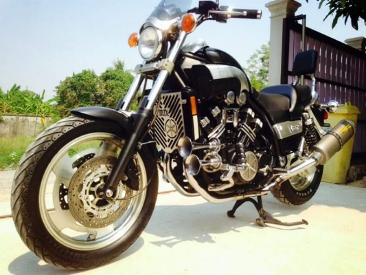 ขาย Yamaha Vmax1200cc.ปี2005 รถพร้อมใช้สภาพสวย