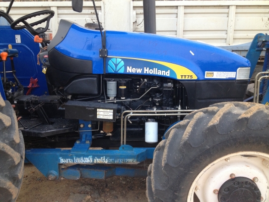 ขายรถไถ Ford New Honlland TT75 รถสวยสภาพดีมาก พร้อมใช้งาน มีทะเบียนพร้อม สนใจติดต่อ 081-7233267 ครับ ขายรถไถ Ford New Honlland TT75 รถสวยสภาพดีมาก พร้อมใช้งาน มีทะเบียนพร้อม สนใจติดต่อ 081-7233267 ครับ