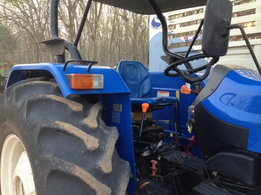 ขายรถไถ Ford New Honlland TT75 รถสวยสภาพดีมาก พร้อมใช้งาน มีทะเบียนพร้อม สนใจติดต่อ 081-7233267 ครับ ขายรถไถ Ford New Honlland TT75 รถสวยสภาพดีมาก พร้อมใช้งาน มีทะเบียนพร้อม สนใจติดต่อ 081-7233267 ครับ