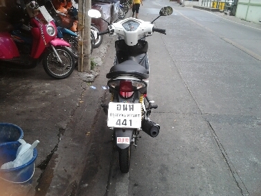 เวฟ110iปี253ตาทเท้า