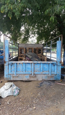 กระบะสแตนเลส 4.35x2.15 ม. 60,000 บาท