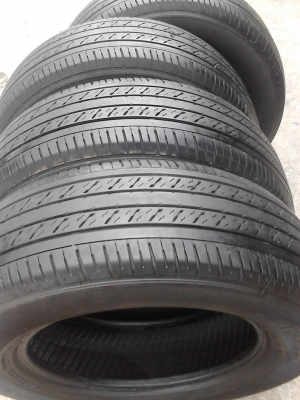 215/65R16 DUNLOP SP LT37 ปี 2012 ชุด 4 เส้น TEL.081-427-3941 215/65R16 DUNLOP SP LT37 ปี 2012 ชุด 4 เส้น TEL.081-427-3941