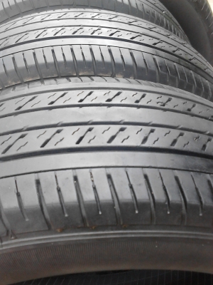 215/65R16 DUNLOP SP LT37 ปี 2012 ชุด 4 เส้น TEL.081-427-3941 215/65R16 DUNLOP SP LT37 ปี 2012 ชุด 4 เส้น TEL.081-427-3941