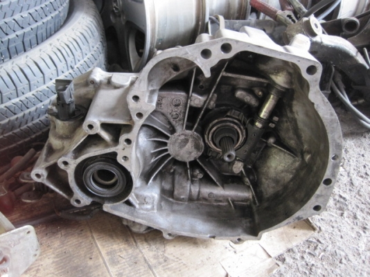 เกียร์ธรรมดา นิสสันเอ็นวี