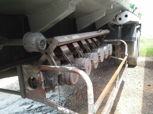 ขายหางน้ำมันสองเพลา