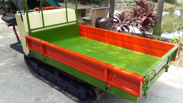 รถบรรทุกการเกษตรและก่อสร้าง รหัส J - 20