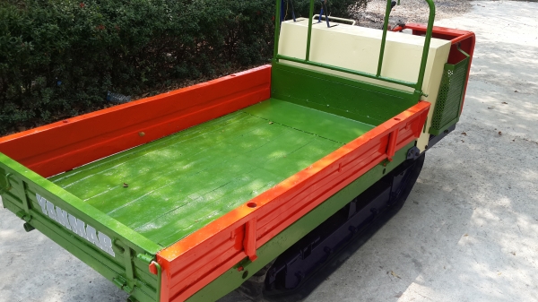 รถบรรทุกการเกษตรและก่อสร้าง รหัส J - 20