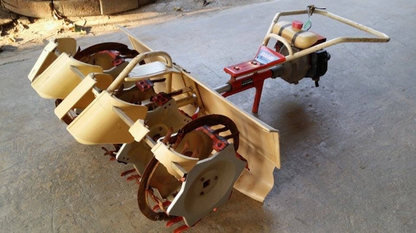 เครื่องกำจัดวัชพืชในร่องข้าว 3 แถว MITSUBISHI MA3 เก่าญี่ปุ่น สภาพสวย เครื่องพร้อมใช้งาน เครื่องกำจัดวัชพืชในร่องข้าว 3 แถว MITSUBISHI MA3 เก่าญี่ปุ่น สภาพสวย เครื่องพร้อมใช้งาน