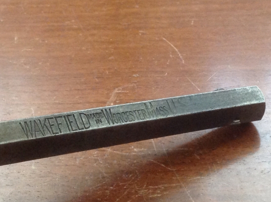 ขายชุดบล็อคพร้อมด้ามขันน็อต 6 เหลี่ยม Vintage Wakefield เบอร์นิ้ว