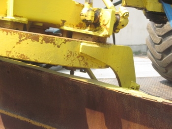 ขาย - รถเกรด ดิน ถนน (MOTOR GRADER) เก่าญี่ปุ่น KOMATSU: GD22AC1A พร้อมใช้งานครับ