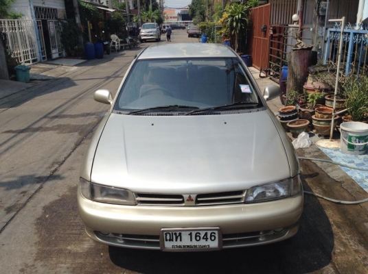 ขายครับ MITSUBISHI LANCER ปี 96 กันชนยื่น เครื่องหัวฉีด เกียรธรรมดา เครื่องดี เกียรดีไม่มีหลุด ภายในสะอาด สีพอได้ ช่วงล่างได้ แม็ก4ล้อ พร้อมใช้วิ่งไกลสะบาย เล่มหร้อม ราคานีเอาไปคุ้มครับ 42000. กอล์ฟครับ 085-359-4089 ดูรถสายไหมวงศกร 24 ชม.ครับ
