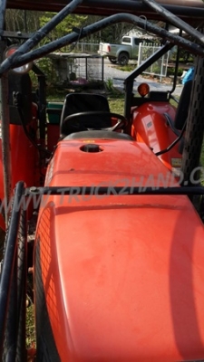 รถไถ Kubota  M 6040 SU  2 เพลา  ทำงาน 1,208 ชั่วโมง