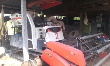 รถเกี่ยวข้าว  DC 70 ปี55