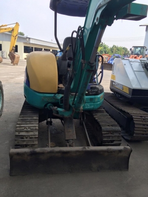 รถขุด KOMATSU PC30MR-1