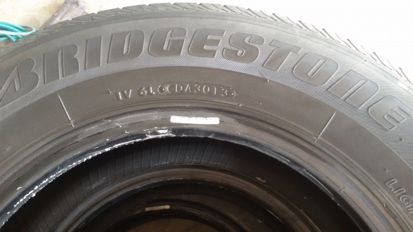 ขายยางบริดสโตน205-70-15ยางปี2013ขายยกชุด