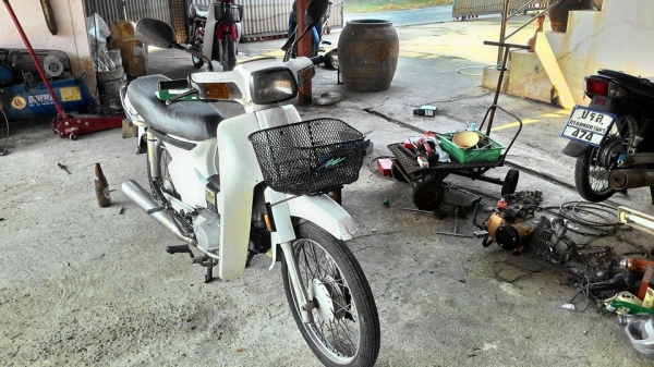 ขายดรีมคุรุ สีขาว ทะเบียนโอน ถูกมากๆ